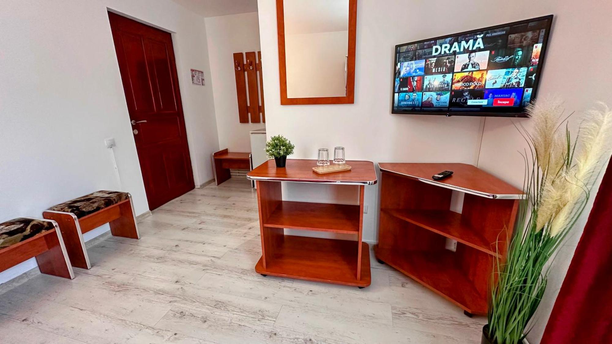 Valea Alba View - Self Check-In Hotel Busteni Ngoại thất bức ảnh