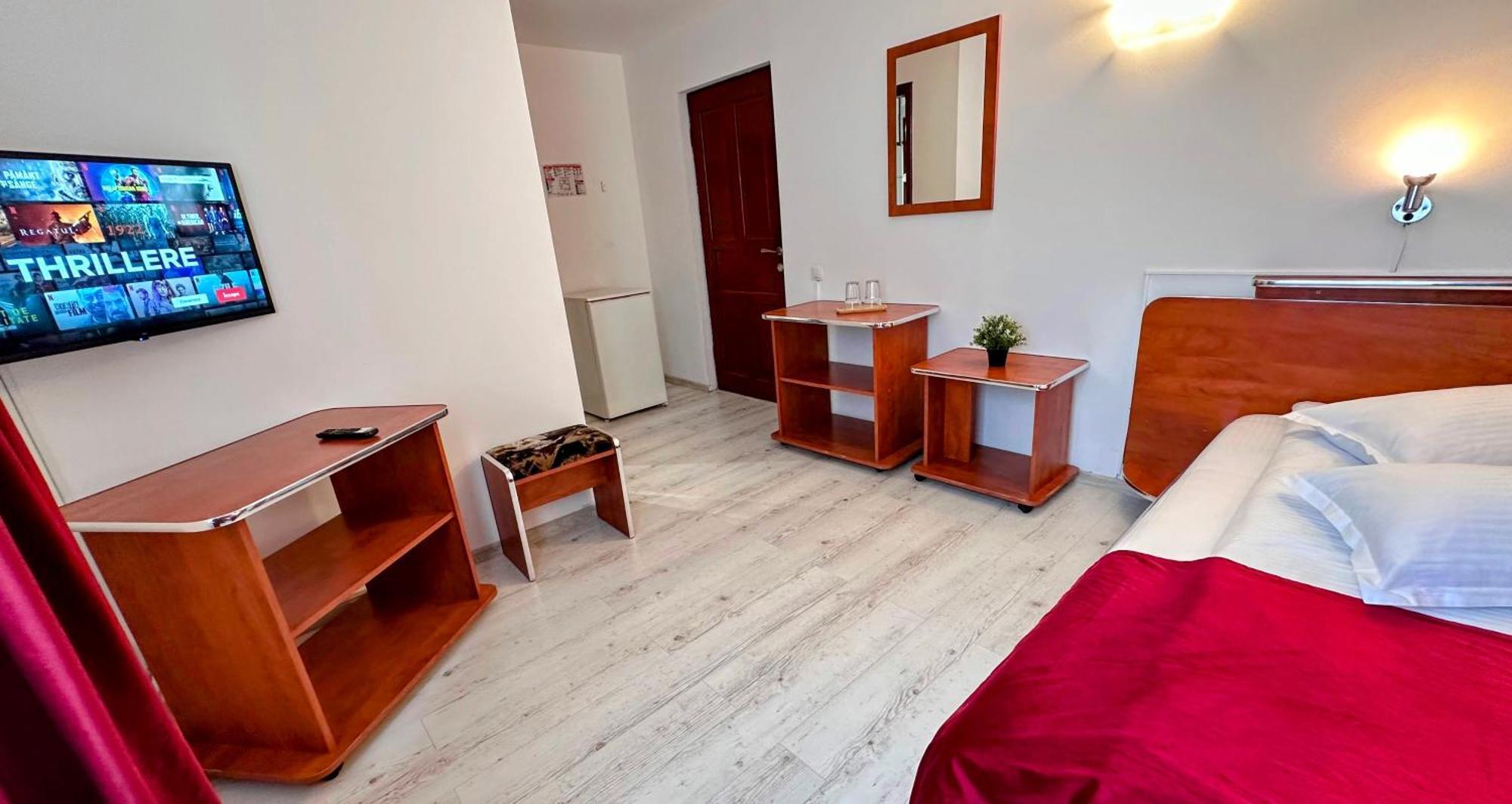 Valea Alba View - Self Check-In Hotel Busteni Ngoại thất bức ảnh