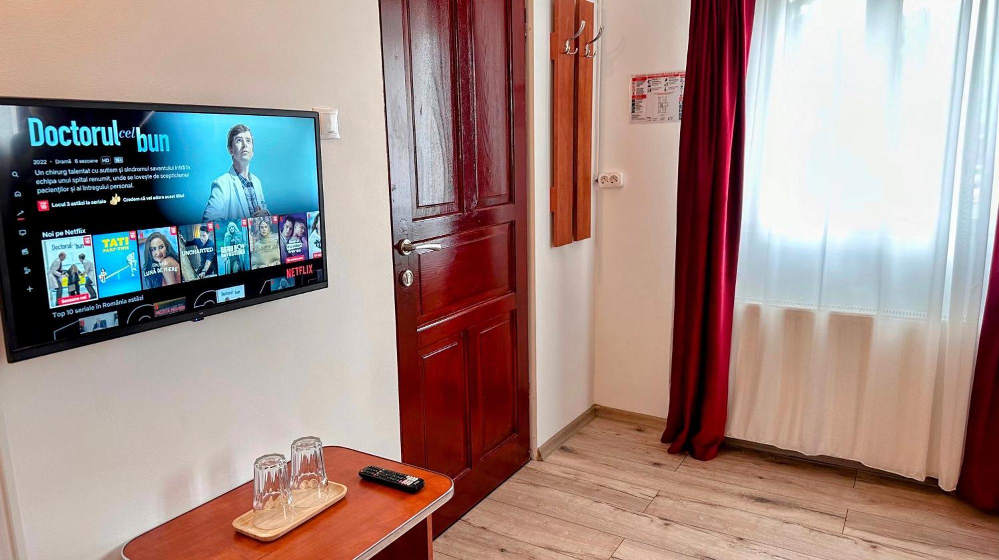 Valea Alba View - Self Check-In Hotel Busteni Ngoại thất bức ảnh