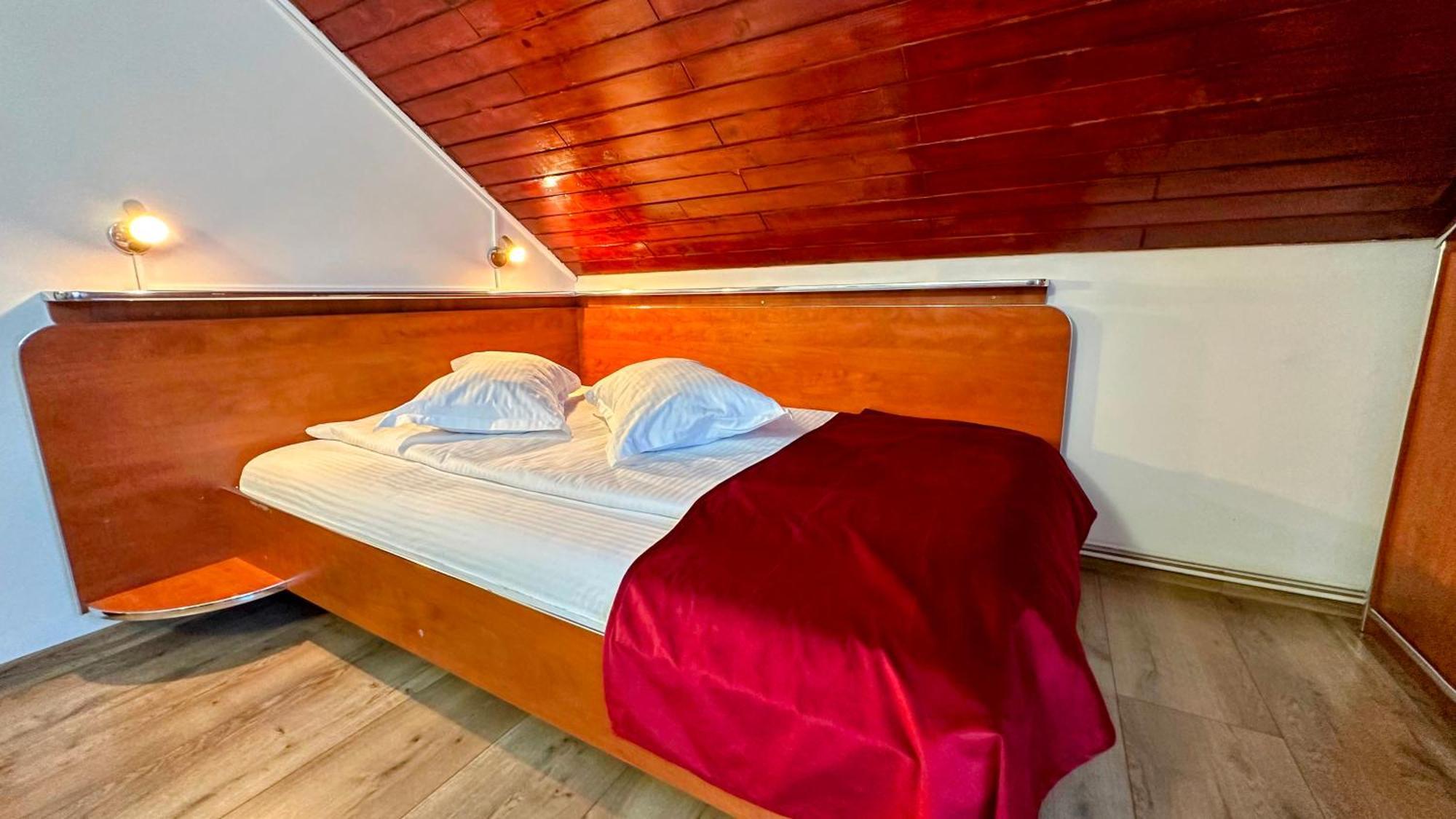 Valea Alba View - Self Check-In Hotel Busteni Ngoại thất bức ảnh